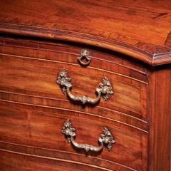 Important 18th Century Goncalo Alves Serpentine Chest Signe J N Teague 1779 - 3944908