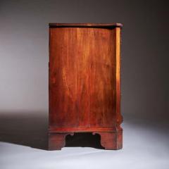 Important 18th Century Goncalo Alves Serpentine Chest Signe J N Teague 1779 - 3944912