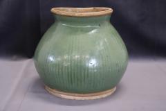 Important Antique Ming Dynasty Chinese Stoneware Jar Celadon with fluted detail - 3364715