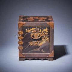 Important Early Edo Period 17th Century Miniature Japanese Lacquer Cabinet - 3442622