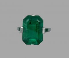 Important Emerald Ring - 660080