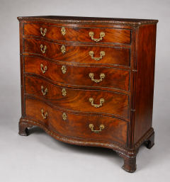 Important George III Mahogany Chest of Drawers - 4597681