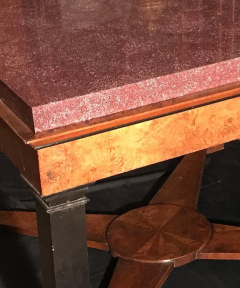 Important Italian Center Table with Imperial Porphyry Veneered Tabletop - 632683