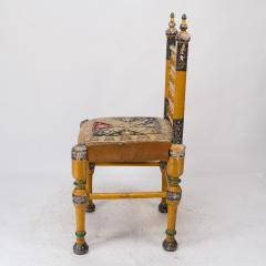 Indian Rajasthani A pair of polychrome painted chairs with gilt chord embroidery - 4193143