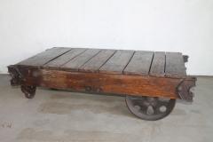Industrial coffee table cart  - 2682606