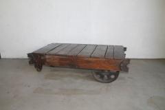 Industrial coffee table cart  - 2682607