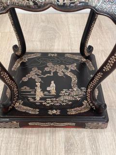 Inlaid Lacquered Small Table Japan circa 1840 - 2572511