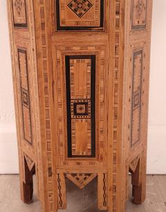 Inlaid Moroccan Table circa 1900 - 3958345