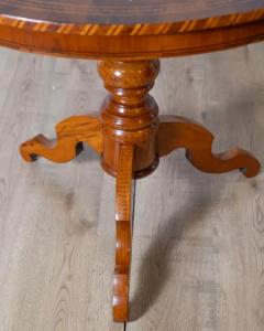 Inlaid Round Table - 4146727
