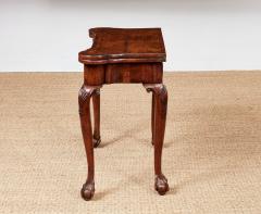 Irish Gaming Table - 4329543