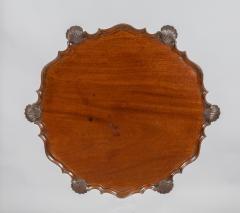 Irish Shell Carved Tilt Top Tea Table Circa 1850 - 2803143