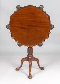 Irish Shell Carved Tilt Top Tea Table Circa 1850 - 2803152