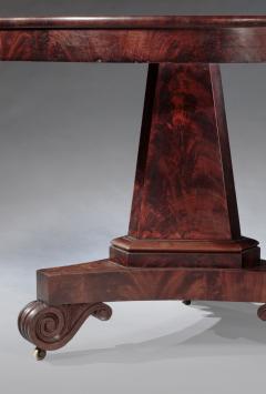 Isaac Vose A RARE CLASSICAL CENTER TABLE - 4399236