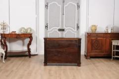 Italian 1620s Walnut Buffet with Floral Marquetry Scrollwork and Inlaid Doors - 3592577