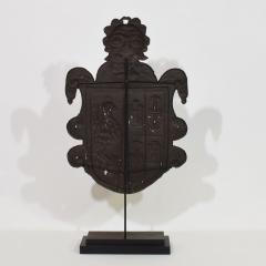 Italian 16th 17th Century Folk Art Forged Iron Coat of Arms - 4111775