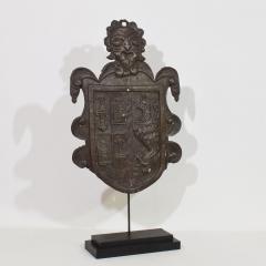 Italian 16th 17th Century Folk Art Forged Iron Coat of Arms - 4111776