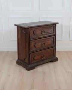 Italian 17th Century Emilian Bolognese Chest of Drawers with Ashlar Front - 4615132
