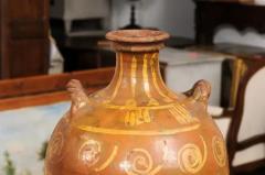 Italian 17th Century Terracotta Olive Oil Jar with Yellow Glazed Spiraling D cor - 3538431