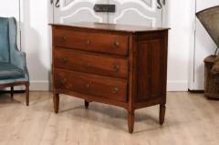 Italian 1820s Serpentine Front Walnut Commode with Three Drawers - 3564393