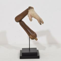 Italian 18th Century Carved Wooden Baroque Arm Of A Saint Figure - 4121399