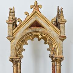 Italian 18th Century Gothic Revival Altar on Pedestal - 4798614