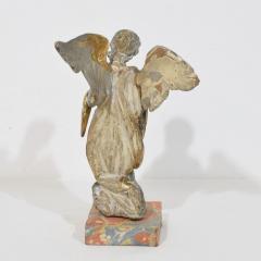 Italian 18th Century Hand Carved Baroque Winged Angel - 4111972