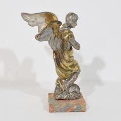 Italian 18th Century Hand Carved Baroque Winged Angel - 4111975