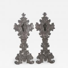 Italian 18th Century Pair of Relic Stands of Carved Wood Silver Plate - 1962722