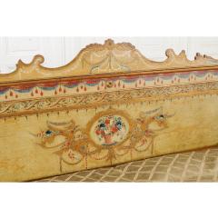 Italian 18th Century Parcel Gilt and Painted Canap  - 1782605