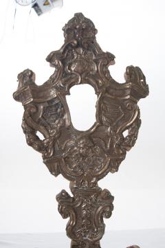 Italian 18th Century Relic Stand of Carved Wood Silver Plate - 1878337