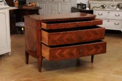 Italian 18th Century Walnut Mahogany and Cherry Three Drawer Marquetry Commode - 3555848