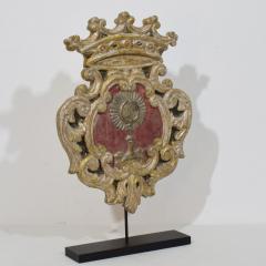 Italian 18th century baroque Carved Wooden Silvered Panel Coat Of Arms - 4111946