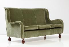 Italian 1940s Velvet Sofa with Walnut Bun Feet - 2481494
