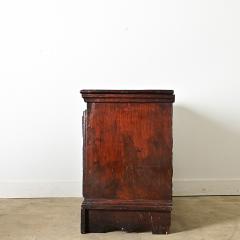 Italian 19th Century Carved Cedar Commode - 4482260