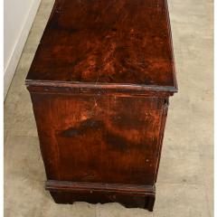 Italian 19th Century Carved Cedar Commode - 4482271