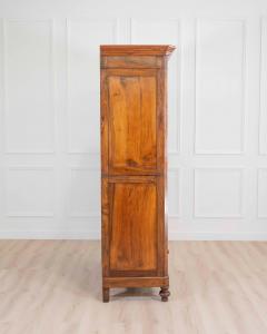 Italian 19th Century Louis Philippe Walnut Wardrobe Cabinet - 4599688