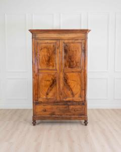 Italian 19th Century Louis Philippe Walnut Wardrobe Cabinet - 4599731