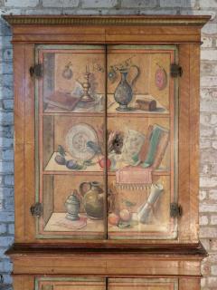 Italian 19th Century Neoclassical Trompe Loeil Painted Cabinet - 4381393