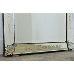 Italian 19th Century Venetian Mirror in Rectangular Frame - 4645717