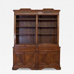 Italian 19th Century Walnut Bookcase with Architectural Design - 4601310