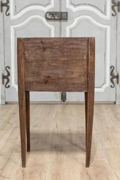 Italian 19th Century Walnut Nightstand Table with Ash Inlaid Banding - 3715261