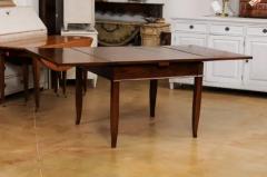 Italian 19th Century Walnut Table with Two Extending Leaves and Curving Legs - 3538523