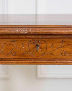Italian 19th Century Walnut Writing Table - 4599651