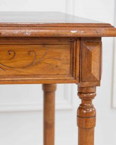 Italian 19th Century Walnut Writing Table - 4599652