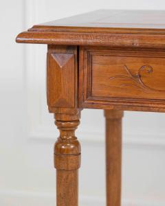 Italian 19th Century Walnut Writing Table - 4599653