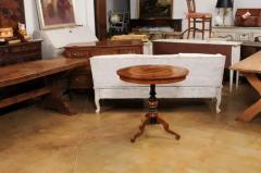 Italian 19th Century Walnut and Birch Marquetry Center Table with Tripod Base - 3550116