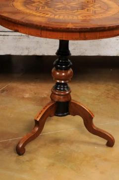 Italian 19th Century Walnut and Birch Marquetry Center Table with Tripod Base - 3550203