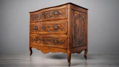 Italian Antique Luigi XV Chest of Drawers in Solid Walnut 1750s - 3954057