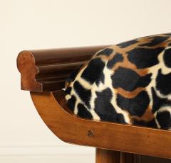 Italian Art Deco Walnut and Leopard Print Stool circa 1940 - 4782353