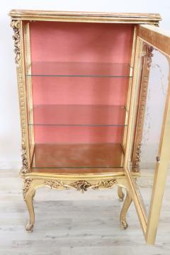 Italian Baroque Style Carved and Gilded Wood Elegant Vitrine - 4209480